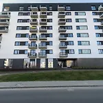 Park Apartment By Kramm شقة