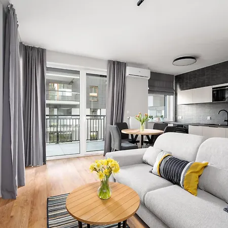 Przy Koscielnej شقة