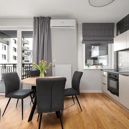 Park Apartment By Kramm *